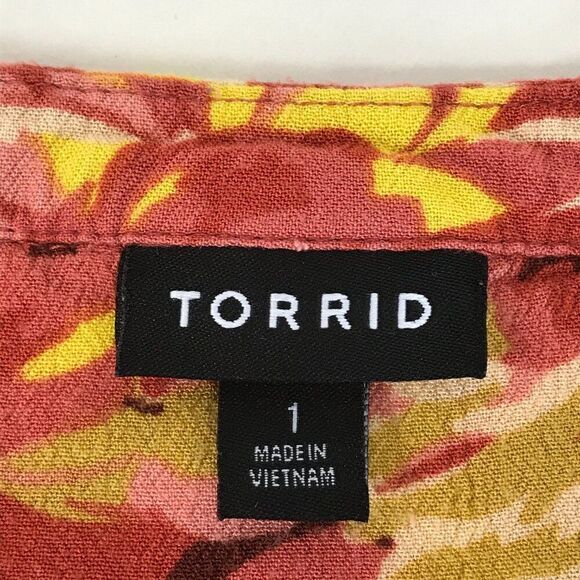 Torrid Floral Rayon Crepe Tie Flutter Sleeve Peasant Top Women's Plus Size 1/1X - Picture 8 of 11